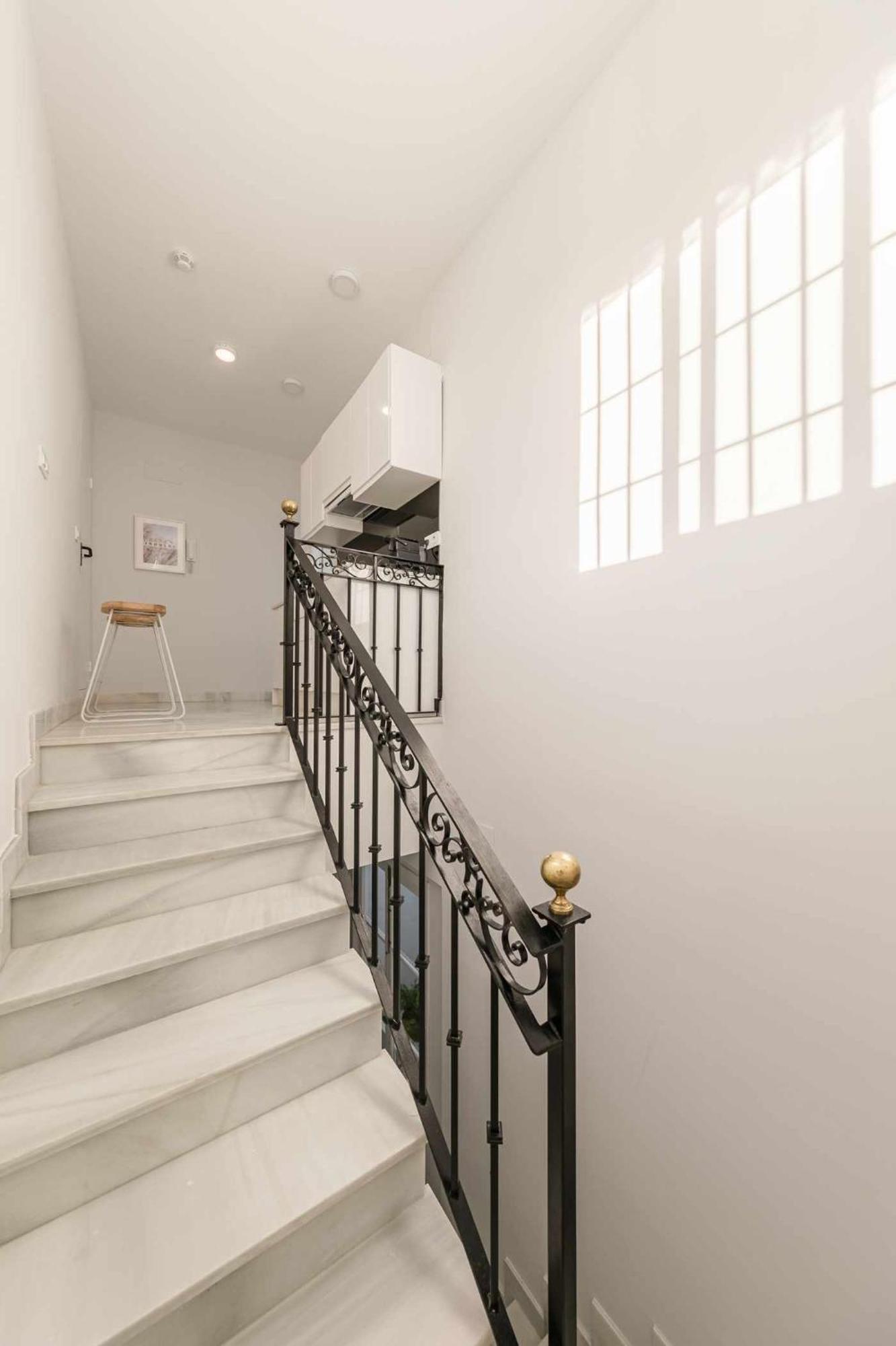 Isg Apartments Cuna Sevilla Kültér fotó